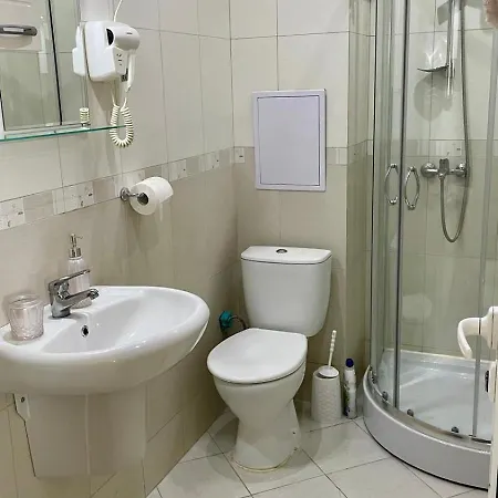 In Big Kamelia Complex Sunny *