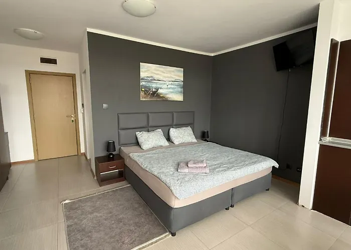 Appartement In Big Kamelia Complex Sunny *