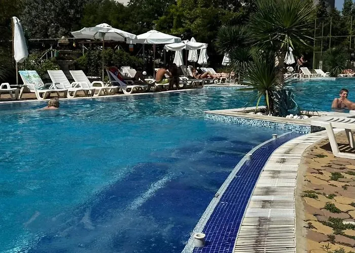 Appartement In Big Kamelia Complex Sunny